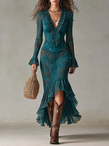 Vestido Maxi Boho Plissado com Babados, Estampa Listrada Azul-Petróleo e Bainha Assimétrica