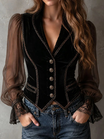 Colete Preto de Veludo Vintage com Costura Contrastante e Manga de Chiffon Transparente