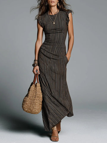 Robe longue rayée style vintage à manches volantées