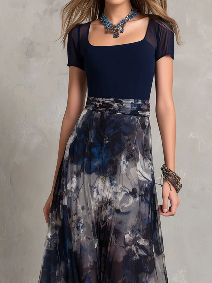 Robe longue de soirée en mousseline fleurie bleu marine style bohème chic