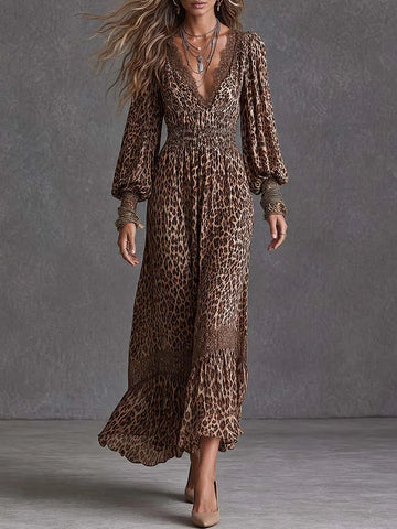 Vestido Longo Boho Feminino com Estampa de Leopardo, Decote V e Renda