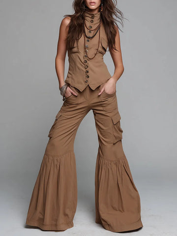 Conjunto Boho com Colete Gola Mandarim com Detalhes de Botões e Calça Flare com Bolsos Utilitários