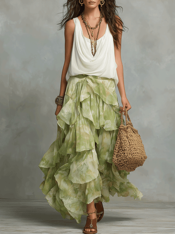 Conjunto Saia Longa Verde com Babados e Blusa Drapeada Chique na Cor Marfim