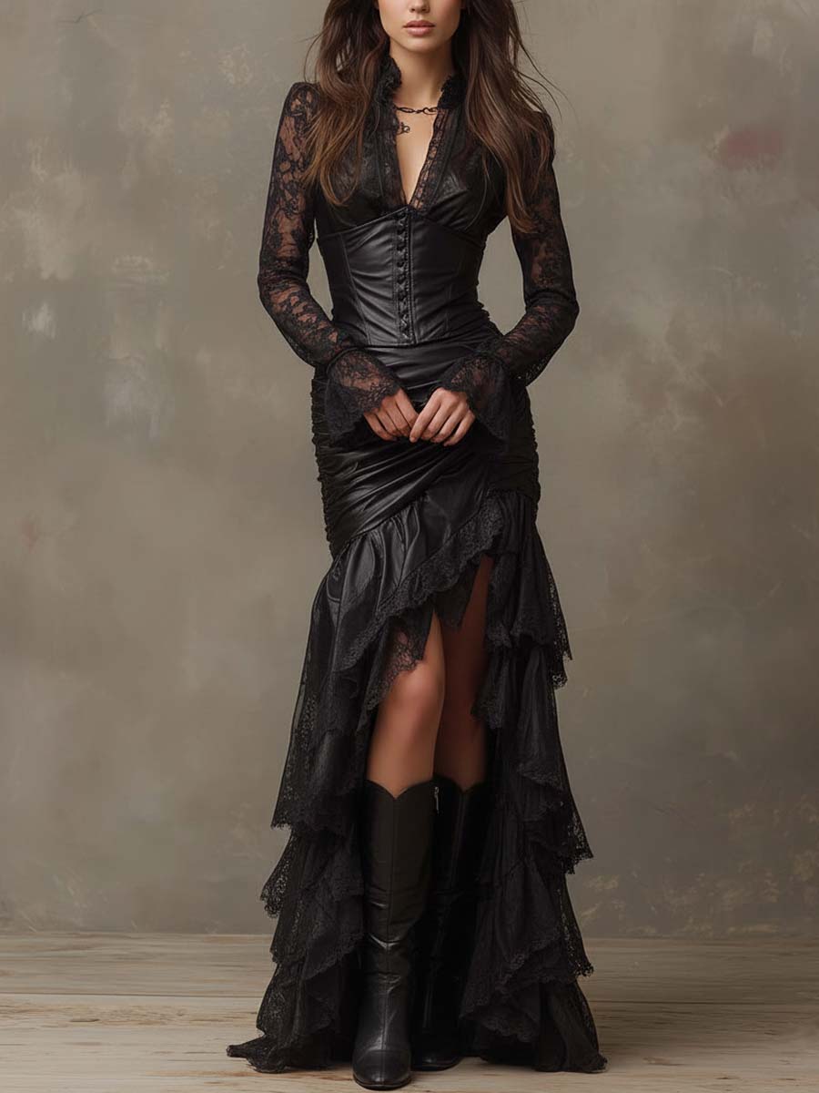 Robe longue corset en simili cuir noir avec manches en dentelle