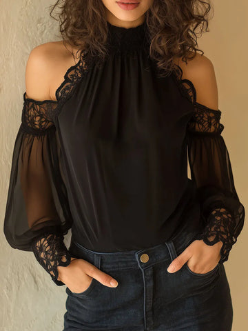 Blusa Elegante de Chiffon e Renda Preta de Gola Alta com Ombro Vazado