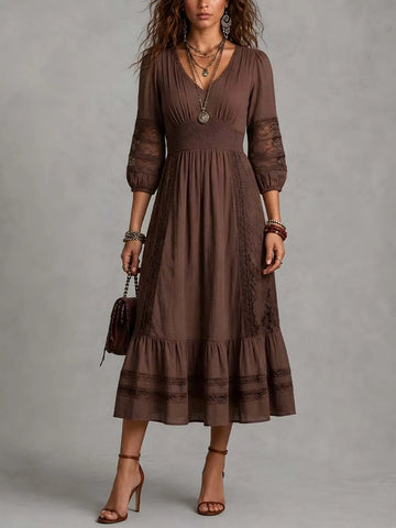 Vestido Midi de Algodão e Linho Vintage com Detalhes em Renda e Cintura Franzida