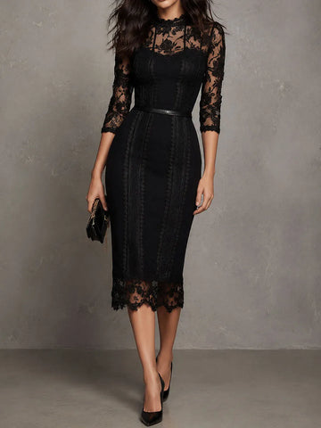 Robe midi ajustée élégante à col montant avec empiècement en dentelle transparente