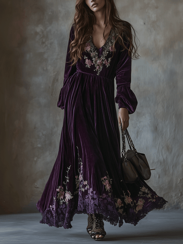 Robe longue vintage en velours brodé à motif floral