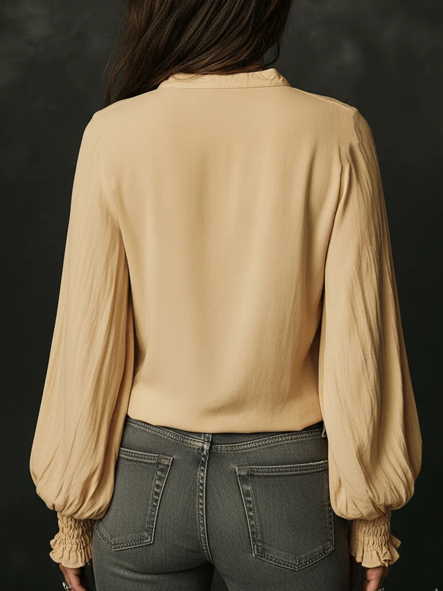 Chemise en coton brodée de fleurs jaunes décontractée