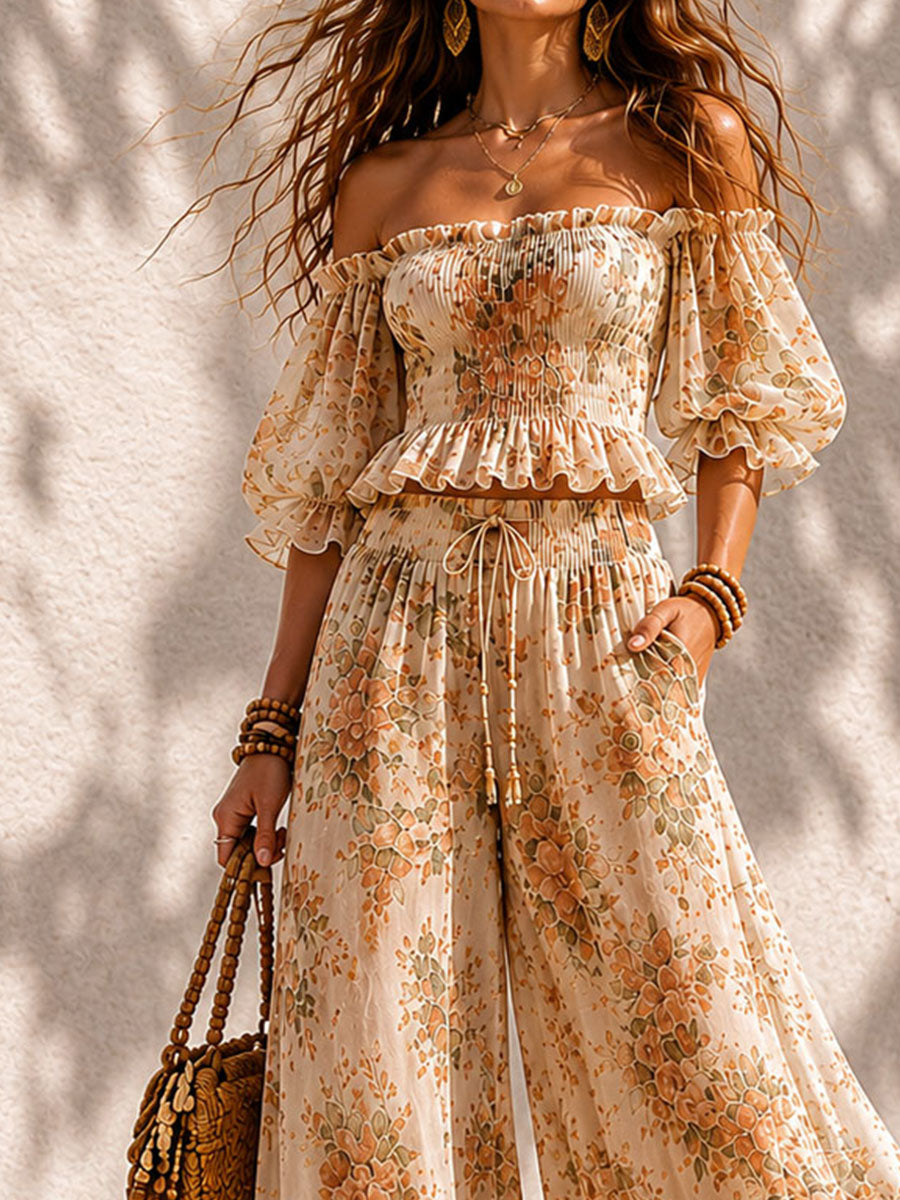 Ensemble deux pièces bohème top smocké épaules dénudées à imprimé floral et pantalon large