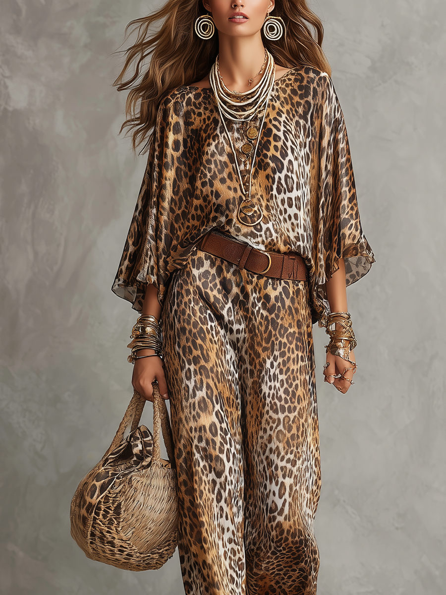 Traje Boho com Estampa de Leopardo e Manga Morcego