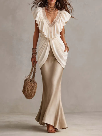 Vestido Longo Sereia de Cetim com Decote V, Babados, Renda e Camada Drapeada