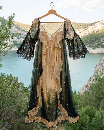 Vestido de Verão com Renda e Babados Contrastantes 5fa4