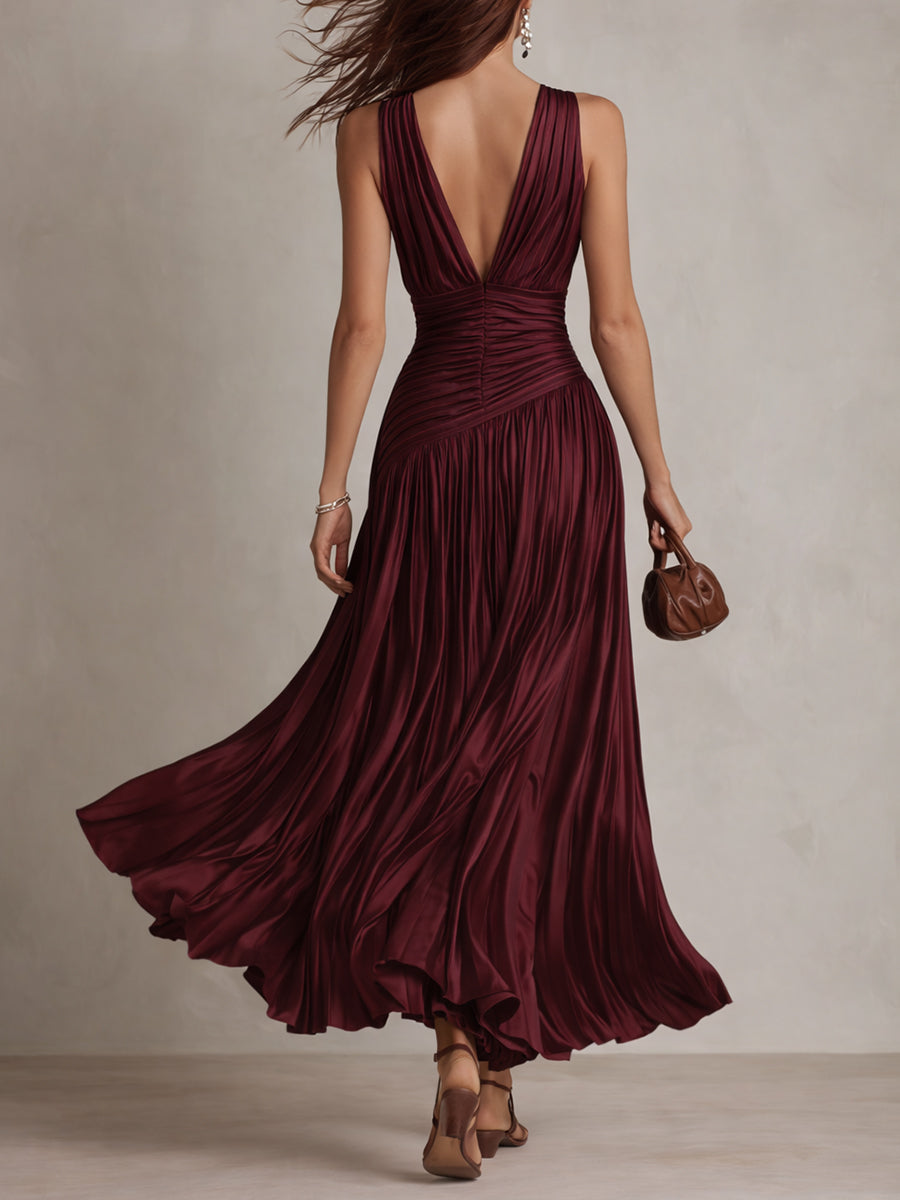 Robe longue plissée en satin rayé vintage