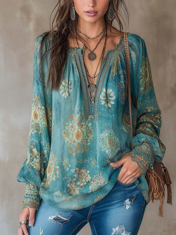 Blusa Vintage de Renda Floral com Acabamento Estilo Étnico