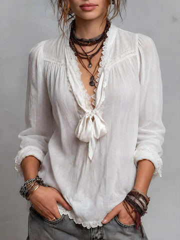 Blusa Vintage de Algodão e Linho com Renda e Gola de Amarrar