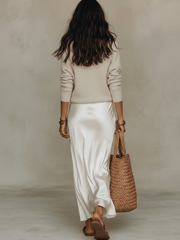Ensemble midi en maille ivoire et satin, sans effort